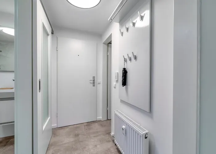 Apartman Modernes Mit Balkon - Ruhig Und Zentral